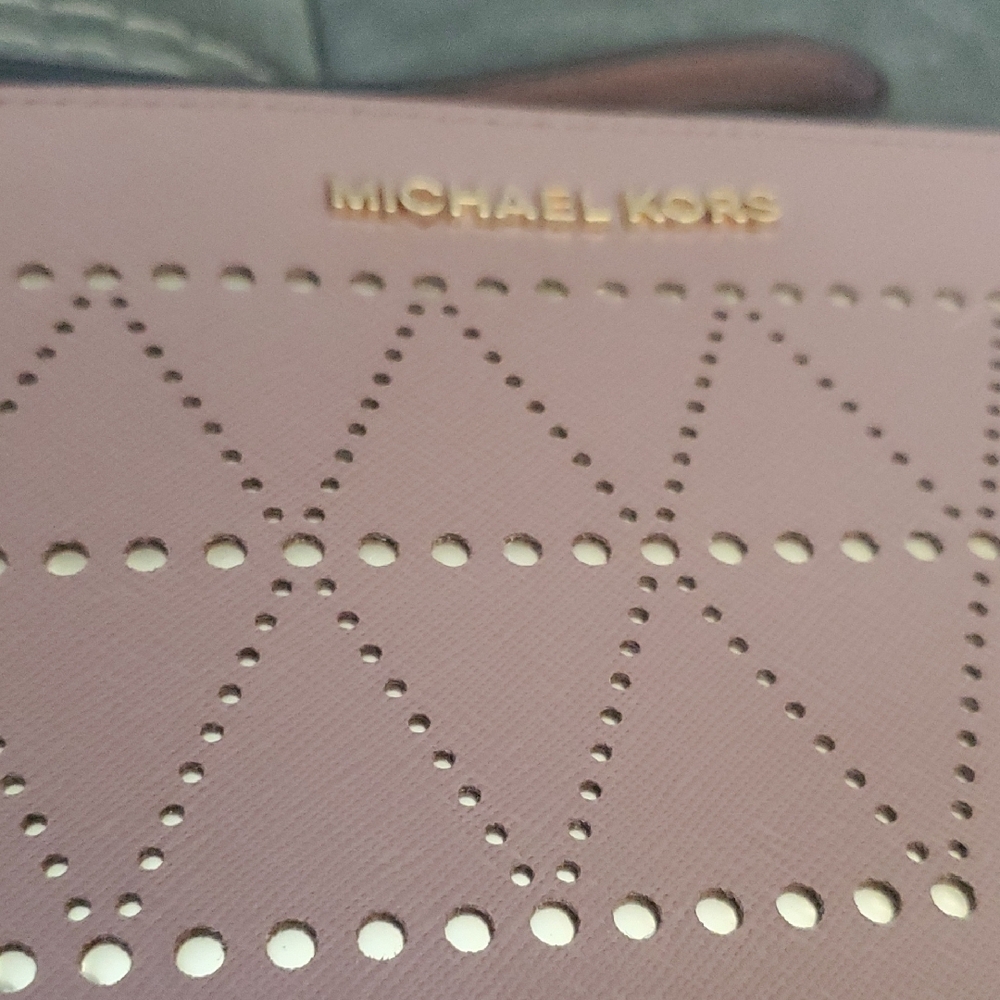 Michael Kors Mauve Studded Leather Wristlet Clutch | Gold Hardware | Saffiano - Picture 7 of 11